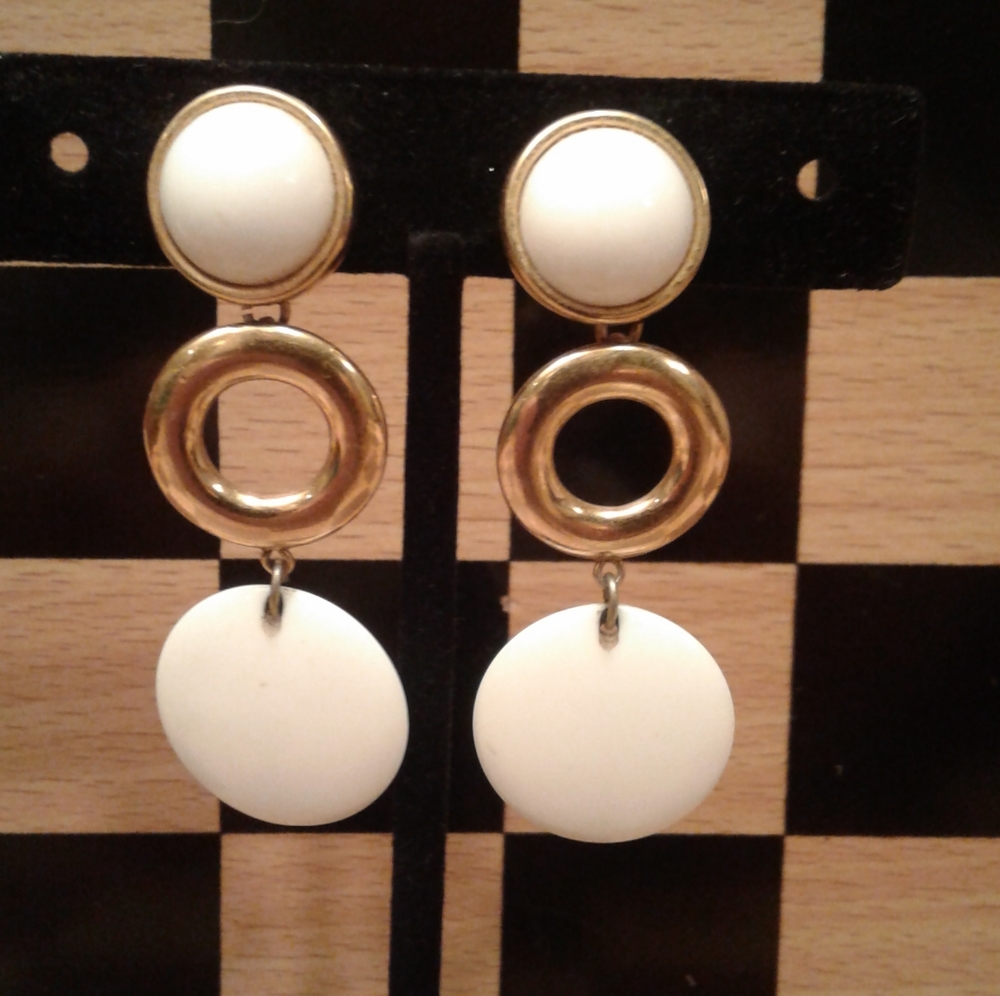 Monet Vintage Clip Earings